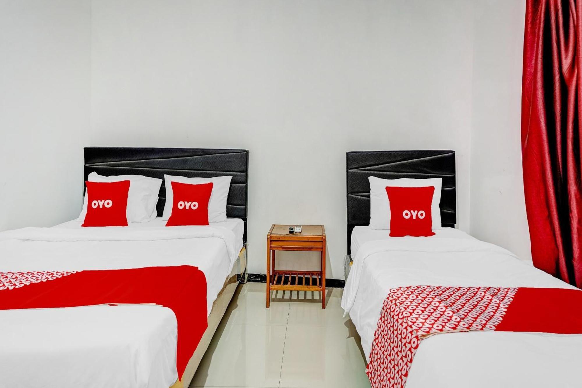 Hotel Kalimantan Surabaya Ngoại thất bức ảnh