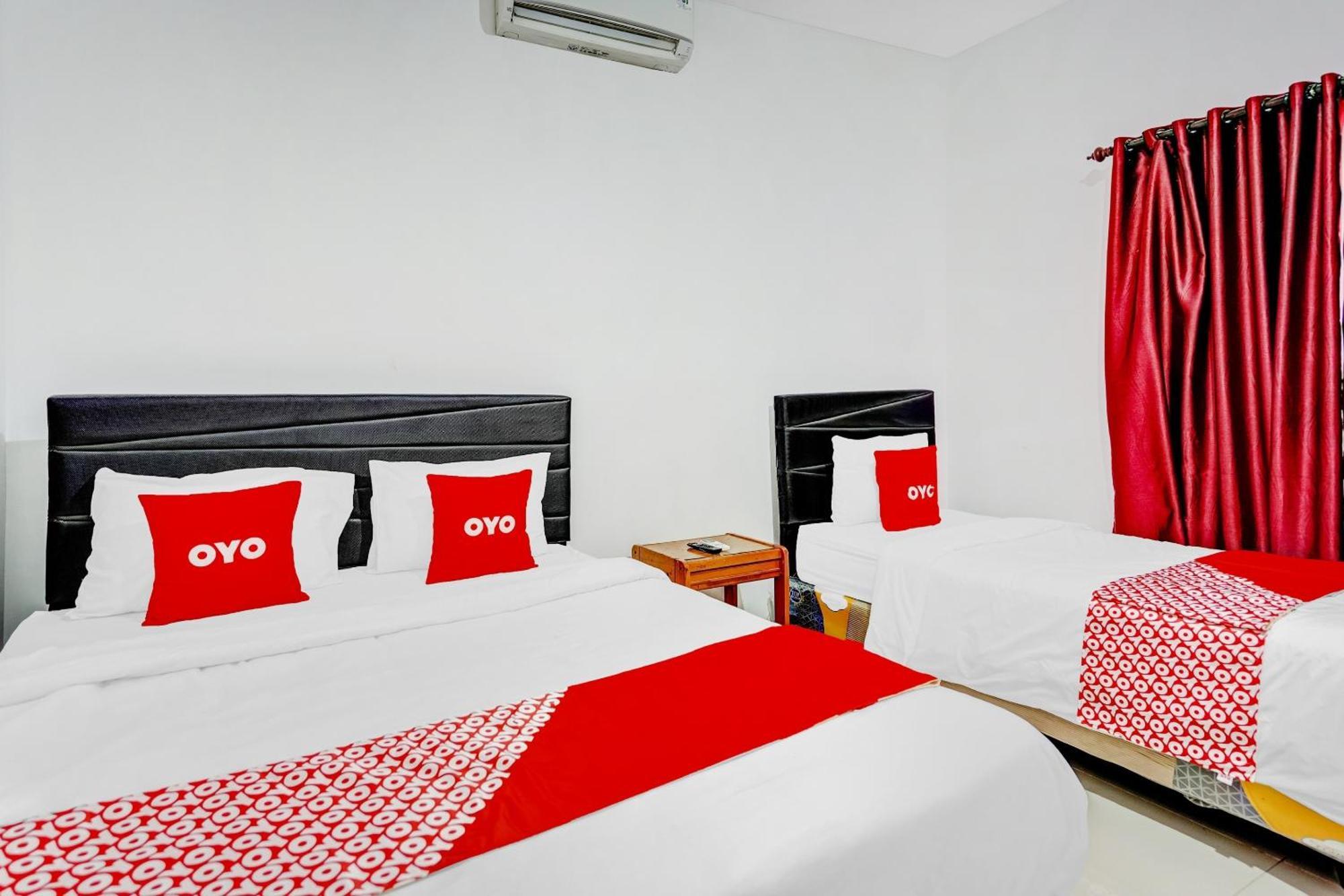 Hotel Kalimantan Surabaya Ngoại thất bức ảnh